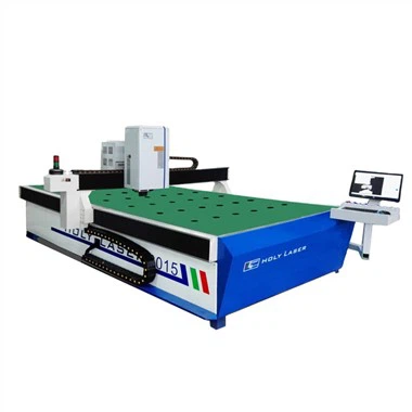 شیشه با اندازه بزرگ در داخل دستگاه حکاکی لیزر